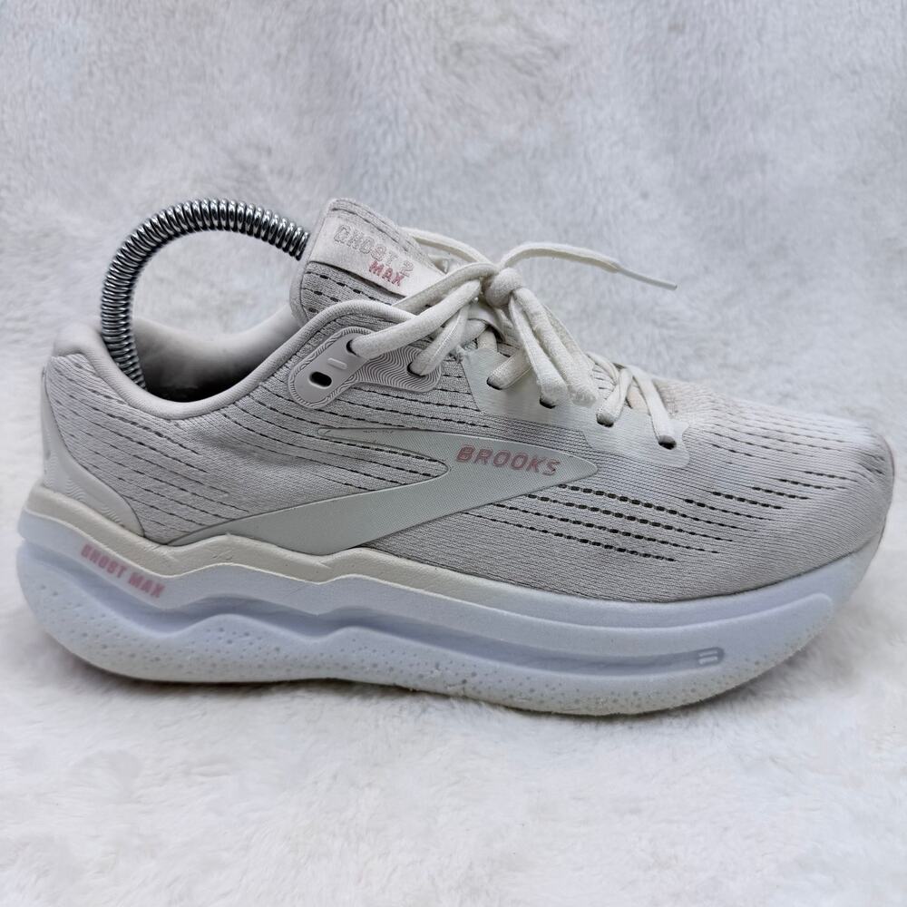 Brooks Ghost Max 2 Womens Running Shoes Coconut Milk Gray Zephyr Size 8
